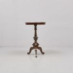 551801 Pedestal table